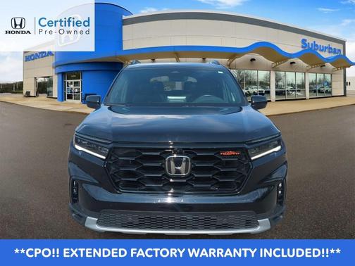 Crystal Black Pearl 2023 Honda Pilot TrailSport