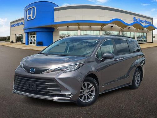 Predawn Gray Mica 2021 Toyota Sienna XLE
