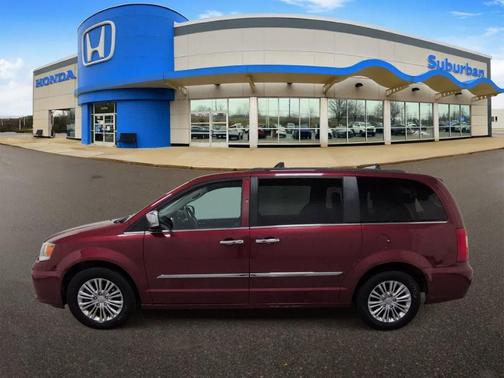 2015 Chrysler Town & Country Touring-L