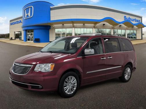 2015 Chrysler Town & Country Touring-L