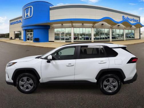 Ice 2025 Toyota RAV4 XLE