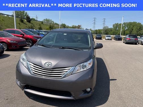 2015 Toyota Sienna XLE