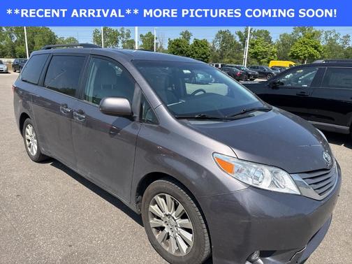 2015 Toyota Sienna XLE