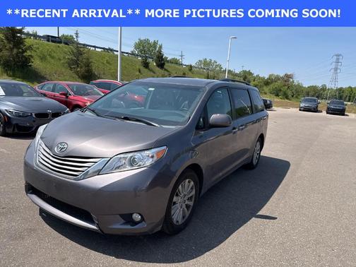 2015 Toyota Sienna XLE