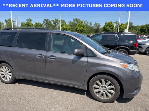 2015 Toyota Sienna XLE