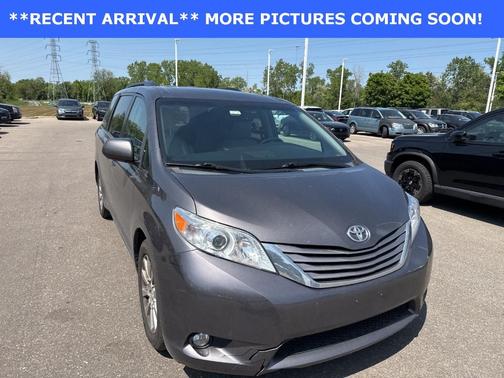 2015 Toyota Sienna XLE