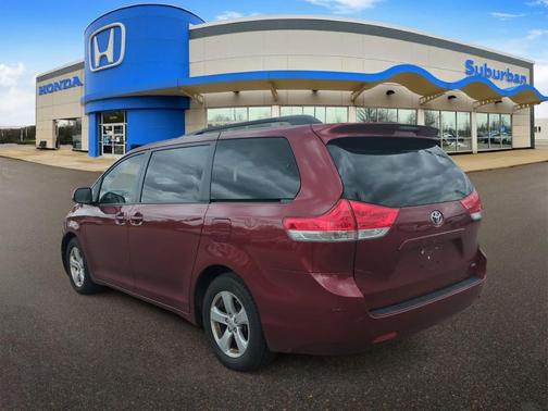 Salsa Red Pearl 2012 Toyota Sienna LE