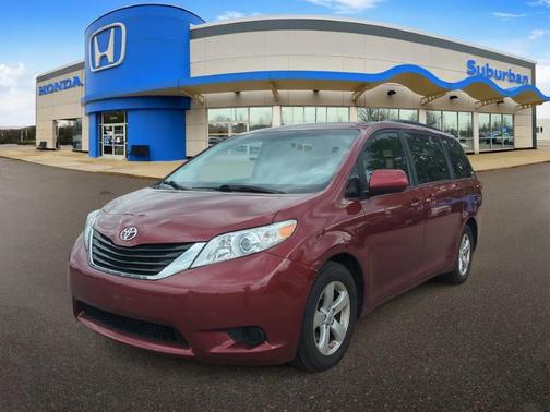 Salsa Red Pearl 2012 Toyota Sienna LE