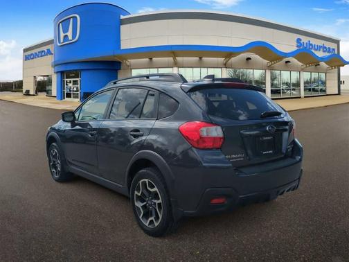 Dark Gray Metallic 2017 Subaru Crosstrek 2.0i Limited