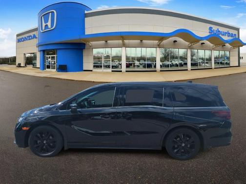Crystal Black Pearl 2023 Honda Odyssey Sport
