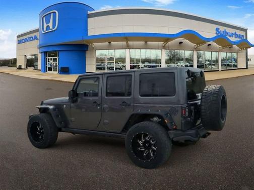 2016 Jeep Wrangler Unlimited Sahara