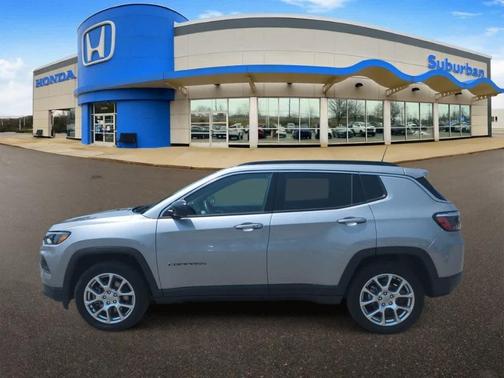 2023 Jeep Compass Latitude Lux