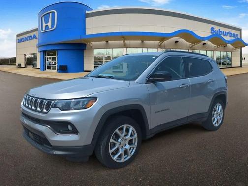 2023 Jeep Compass Latitude Lux