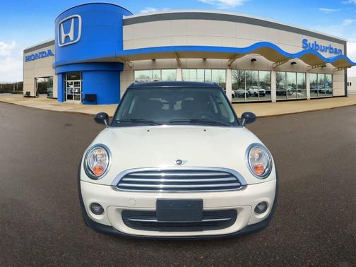 White 2014 MINI Clubman Cooper