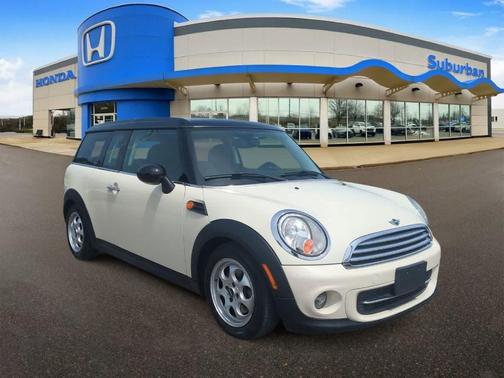 White 2014 MINI Clubman Cooper