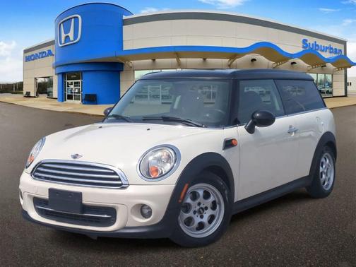 White 2014 MINI Clubman Cooper
