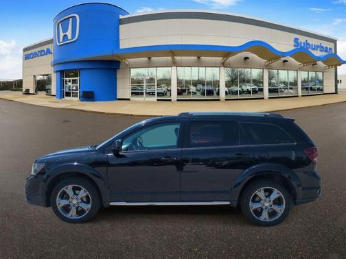 Pitch Black Clearcoat 2017 Dodge Journey Crossroad