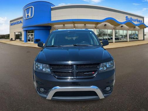 Pitch Black Clearcoat 2017 Dodge Journey Crossroad