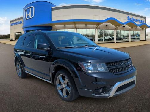 Pitch Black Clearcoat 2017 Dodge Journey Crossroad