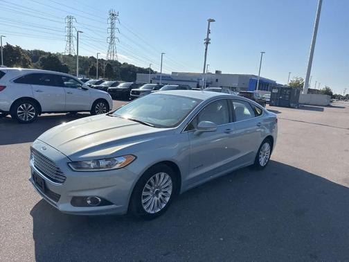 2014 Ford Fusion Hybrid SE