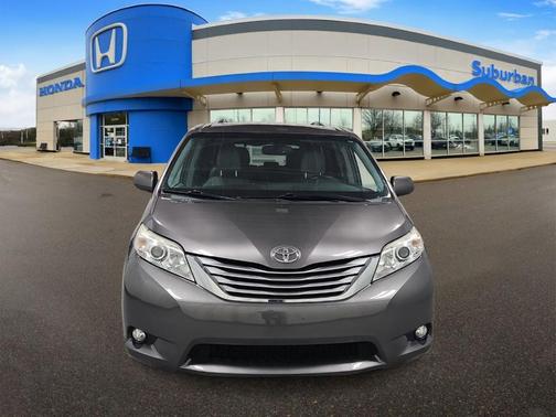 2016 Toyota Sienna XLE Premium
