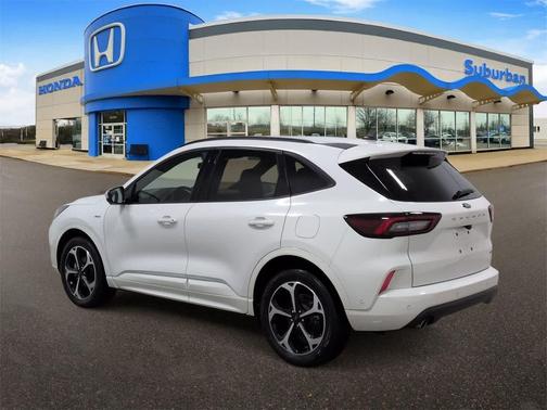 2023 Ford Escape ST-Line Elite