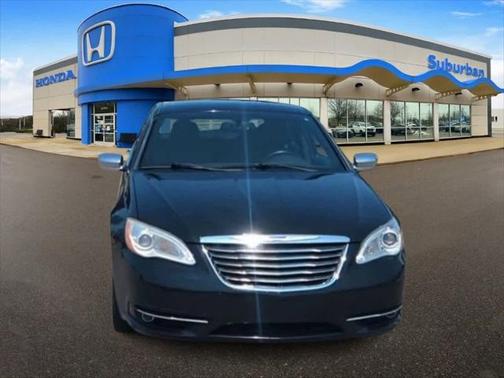 2011 Chrysler 200 Limited