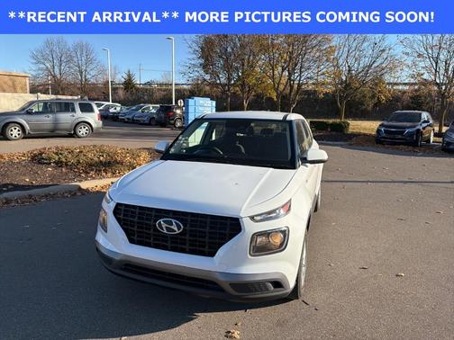 2021 Hyundai VENUE SE