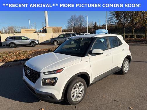 2021 Hyundai VENUE SE