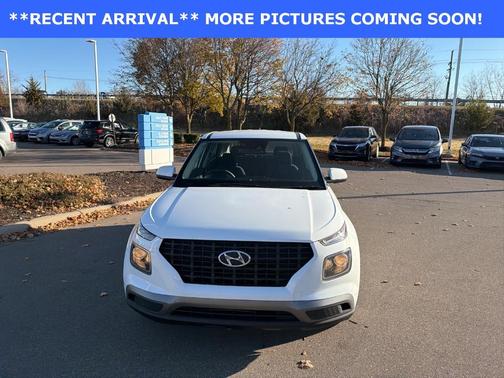 2021 Hyundai VENUE SE
