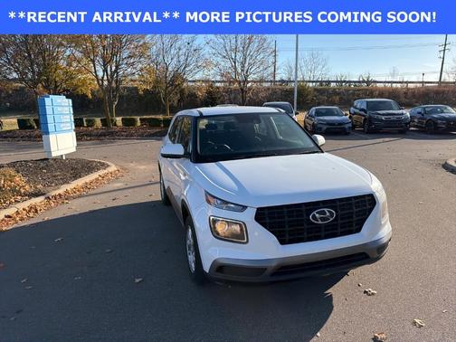 2021 Hyundai VENUE SE
