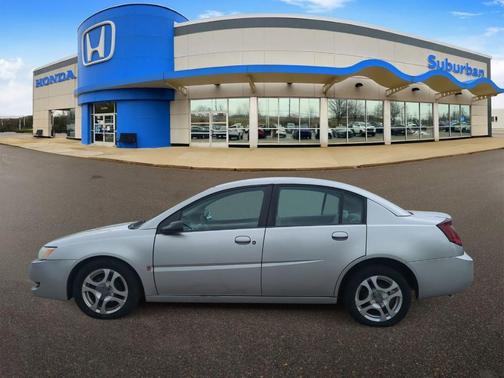Silver 2004 Saturn Ion 3