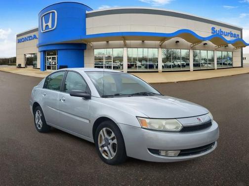 Silver 2004 Saturn Ion 3