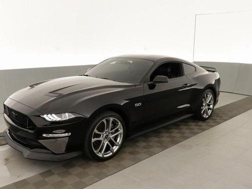 Photo 1 of 32 of 2019 Ford Mustang GT Premium