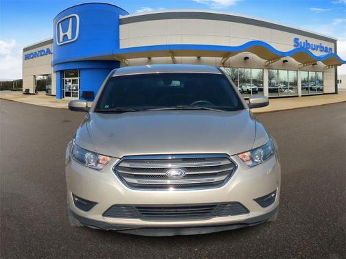 2018 Ford Taurus SEL