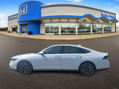 Platinum White Pearl 2023 Honda Accord Hybrid Touring