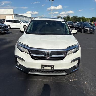 Platinum White Pearl 2021 Honda Pilot Touring 8-Passenger