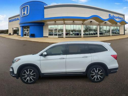 Platinum White Pearl 2021 Honda Pilot Touring 8-Passenger