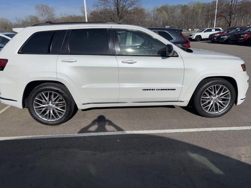 2017 Jeep Grand Cherokee Summit