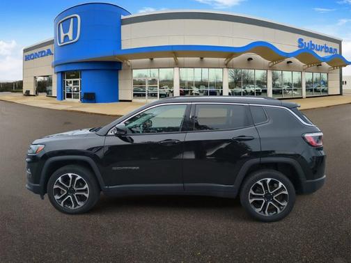 Diamond Black 2022 Jeep Compass Limited