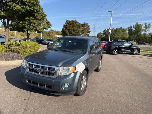 2010 Ford Escape XLT