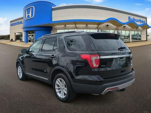 Shadow Black 2016 Ford Explorer XLT