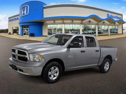 2023 RAM 1500 Classic SLT