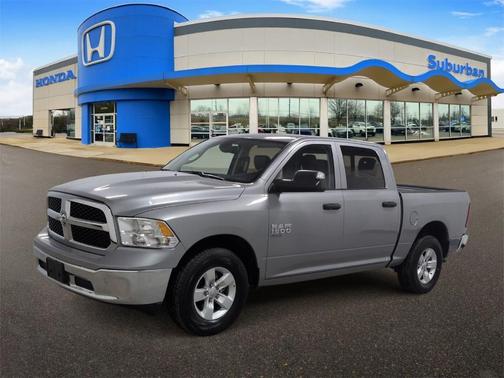 2023 RAM 1500 Classic SLT