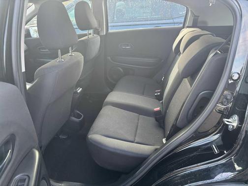 2016 Honda HR-V LX