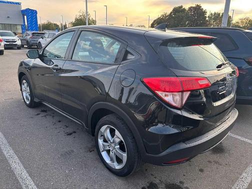 2016 Honda HR-V LX