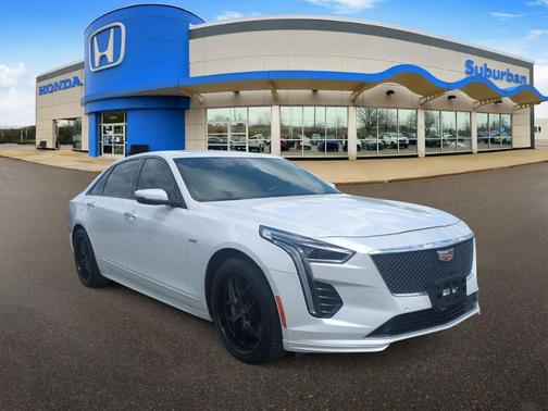 Crystal White Tri-Coat 2020 Cadillac CT6-V 4.2L Blackwing Twin Turbo