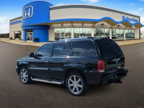 2005 Cadillac Escalade Base