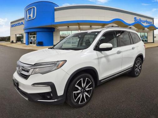 Platinum White Pearl 2021 Honda Pilot Touring 8-Passenger