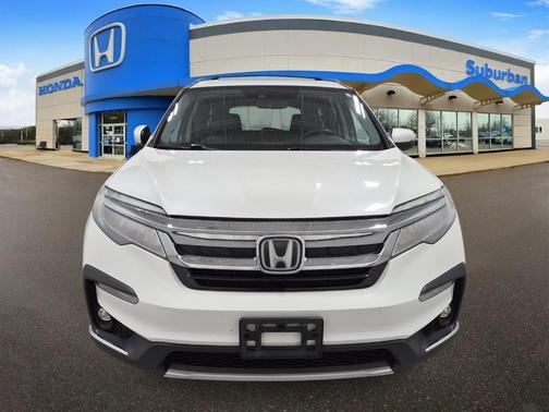 Platinum White Pearl 2021 Honda Pilot Touring 8-Passenger